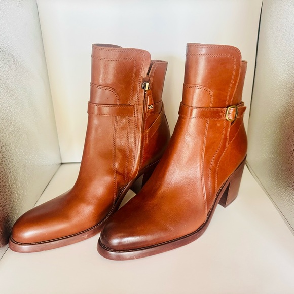 Sam Edelman Womens Simona
Block Heel Ankle Bootie - Picture 3 of 8